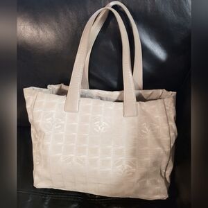 890219K Chanel Tote Bag New Travel Line Beige Nylon